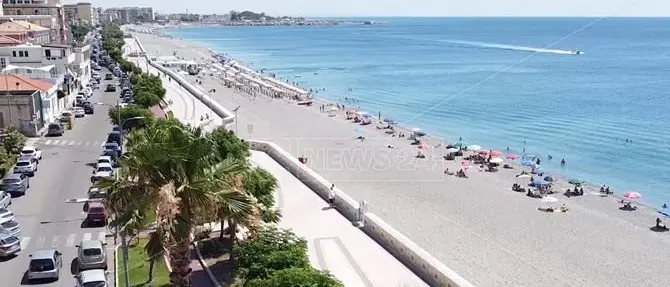 Coronavirus, chiuse tutte le discoteche e i parchi gioco a Catanzaro