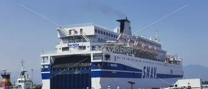 Corigliano Rossano, ripartita la nave-quarantena: ora è a Lampedusa