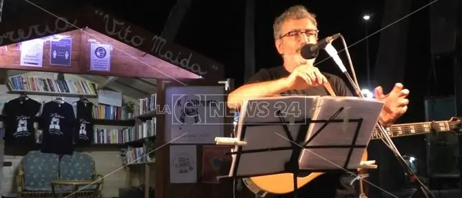 Soverato, lo scrittore Ettore Castagna si racconta con il suo terzo romanzo