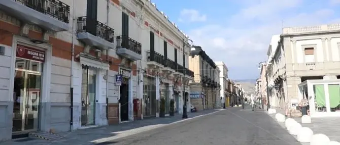 Calabria zona rossa, dopo il Dpcm si attende la conferma del ministero: ecco chi chiude e chi no