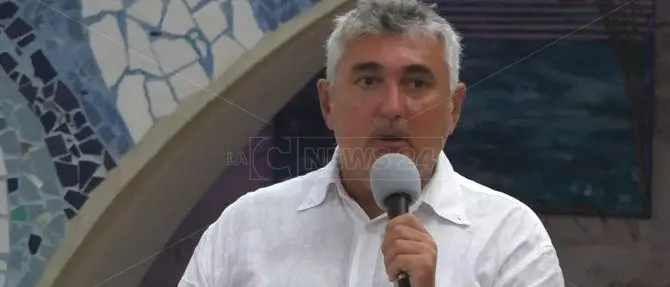Il pioniere della plasmaterapia De Donno torna nella sua Calabria: «La seconda ondata arriva»