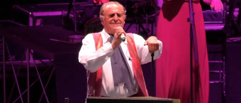 Roccella Jonica, Arbore conquista il pubblico del jazz festival