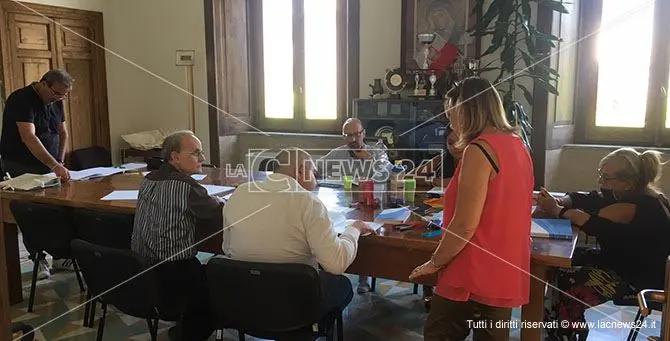 Elezioni a Castrovillari, sorteggiato l'ordine delle liste sulla scheda elettorale