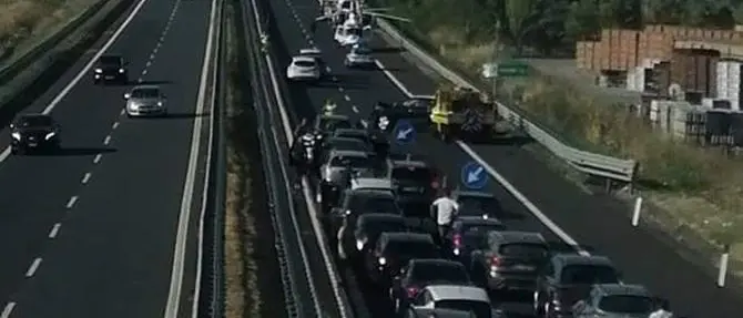 Incidente nel Cosentino sull'A2: bambina trasportata intubata in ospedale