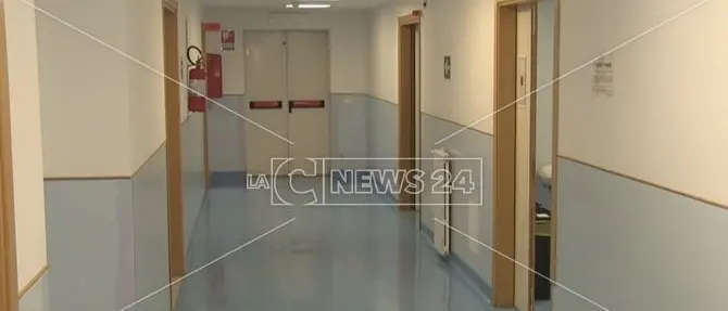 Coronavirus Cosenza, positivo il dipendente di un ristorante: in quarantena tutti i suoi contatti