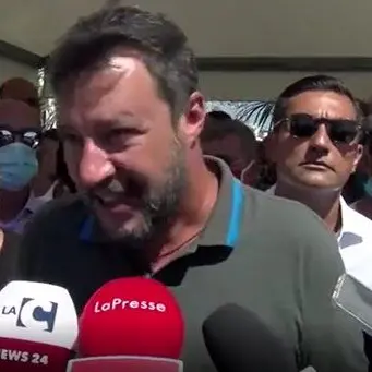 Salvini “smentisce” la Santelli: «Discoteche? Più sicuro tenerle aperte»