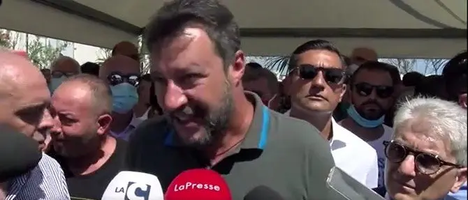 Salvini “smentisce” la Santelli: «Discoteche? Più sicuro tenerle aperte»