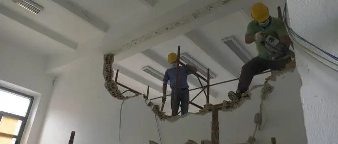 Scuola a Vibo Valentia, dal Comune arrivano rassicurazioni: «Il 24 settembre sarà tutto pronto»