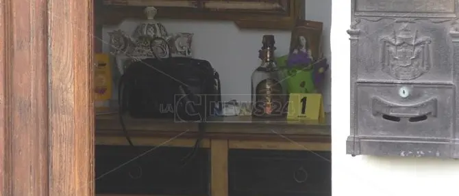 Omicidio a Belvedere, Aneliya uccisa con una bottiglia di whisky?