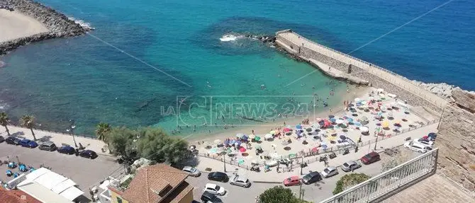 Pizzo, boom di presenze ad agosto. Ora i turisti volano via «come… ‘aceji»