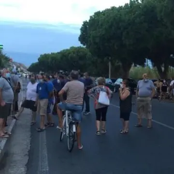 Coronavirus, ad Amantea 25 migranti contagiati: esplode la protesta dei cittadini