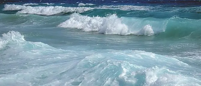 Rischiò di annegare nel mare vibonese, incontrerà il militare che lo ha salvato