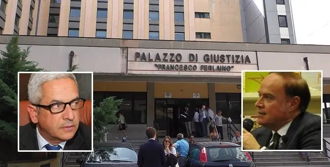 Indagato il sindaco Manna: «Pagò Petrini per fare assolvere il suo cliente da un omicidio»