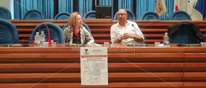 Catanzaro, i renziani inaugurano la nuova sede calabrese. Faraone: «Sondaggi falsi, Iv continua a crescere»