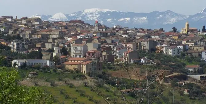 Sfida tra bellezze, nel Cosentino tutto pronto per Miss Arbereshe