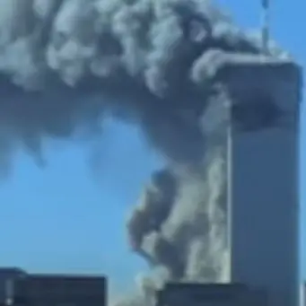 11 settembre, New York si ferma per ricordare le vittime sognando la rinascita