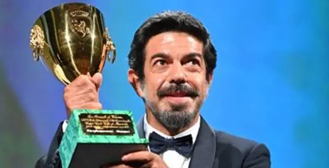 Festival di Venezia, Favino miglior attore con il film girato in Calabria