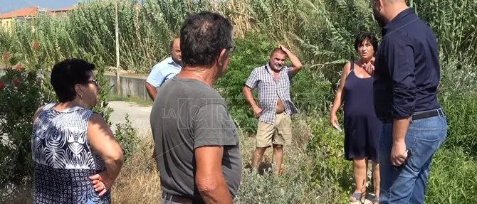 Lamezia Terme, il fiume Cantagalli fa ancora paura: «Alle prime piogge esonderà»