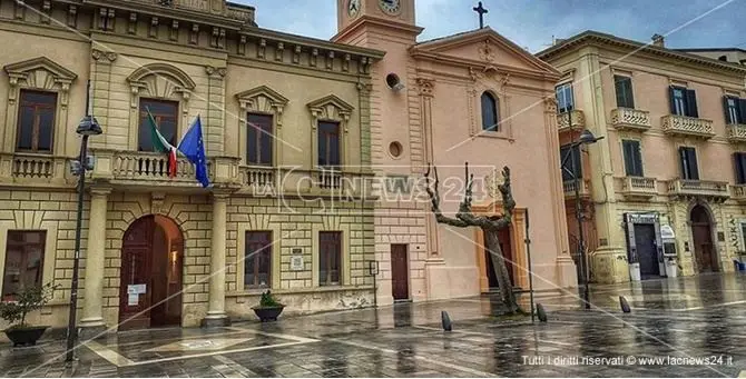 Elezioni a Castrovillari, l'appello della Cisl ai cinque candidati a sindaco