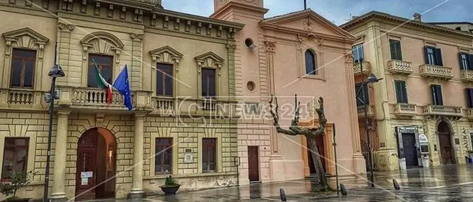 Elezioni a Castrovillari, l'appello della Cisl ai cinque candidati a sindaco