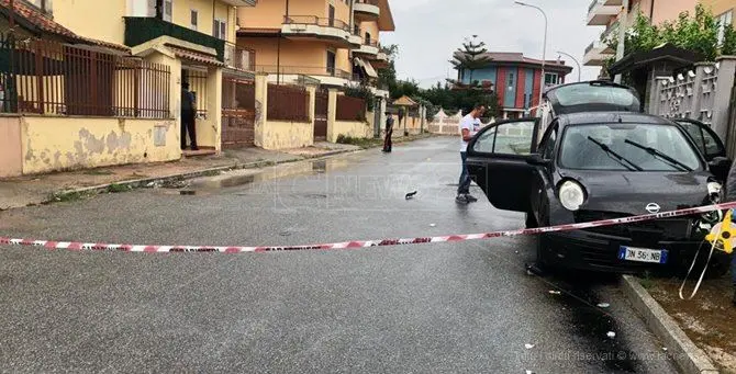 Sparatoria a Vibo Valentia dopo un incidente stradale, due feriti