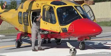 Corigliano-Rossano, cade dalla tettoia di casa: trasferito in elisoccorso a Cosenza