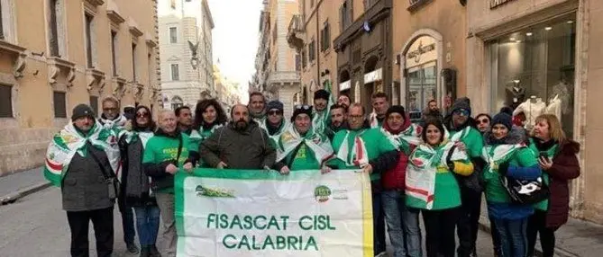 Lavoro, anche il sindacato Fisascat Cisl domani in piazza. Lo Papa: «Vogliamo fatti»