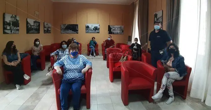Scuola, il paradosso di Cortale: classi accorpate nonostante il Covid