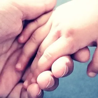 Bimba positiva al Covid e affetta da leucemia sottoposta a trapianto: sta bene