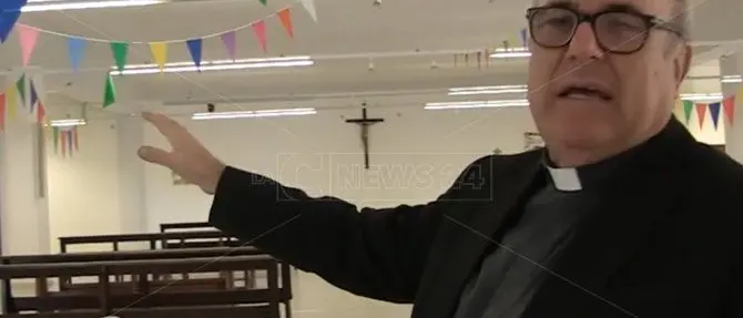 Scuola, a Vibo mancano le aule: per gli alunni di quattro classi la campanella suonerà in chiesa