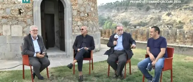 Decine di eventi e ospiti, Premio Caccuri 2020 al via: la presentazione