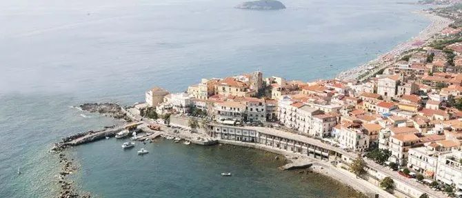 Coronavirus, chiude il Comune di Diamante. Preoccupano i casi nel Tirreno cosentino