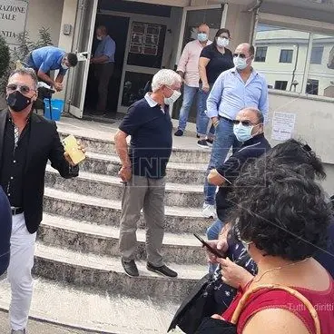 Scuola, al Capialbi di Vibo niente didattica a distanza ma alunni divisi in tre plessi