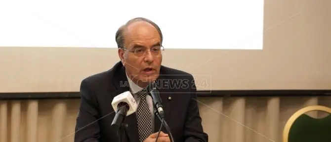 Elezioni Reggio Calabria, Minicuci: «Falcomatà confuso. La scelta è tra noi e i suoi fallimenti»