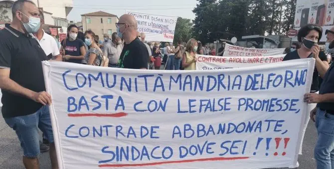 Corigliano-Rossano, la replica dopo le proteste a Cantinella: «Strumentalizzazione politica»