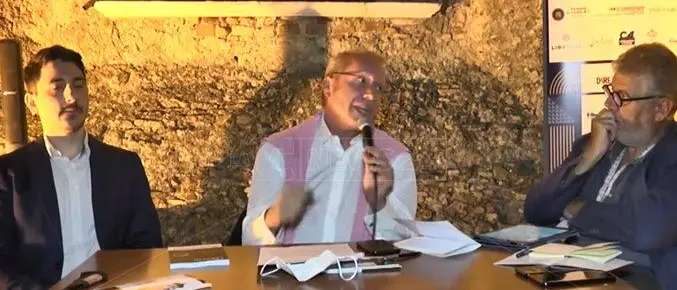 Premio Caccuri, modello vincente contro l'apatia e il disfattismo calabrese