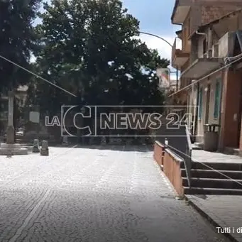 Coronavirus, viaggio nella zona rossa a Stefanaconi: tamponi a 500 cittadini