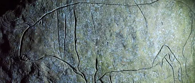 Calabria preistorica: nuove incisioni paleolitiche scoperte nella Grotta del Romito