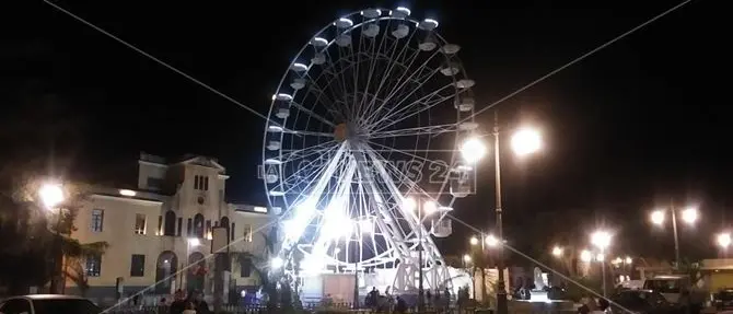 Coronavirus Vibo Valentia: cabine non sanificate, chiusa la ruota panoramica