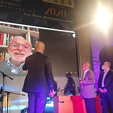 Premio letterario Caccuri: Carlo e Renzo Piano trionfano nella IX edizione