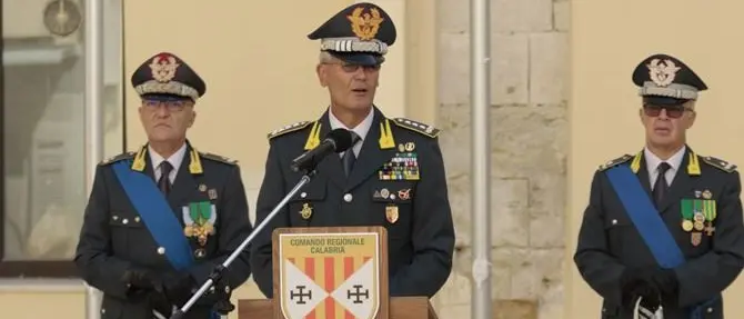 Guardia di finanza in Calabria, cambio al vertice: Geremia nuovo comandante regionale