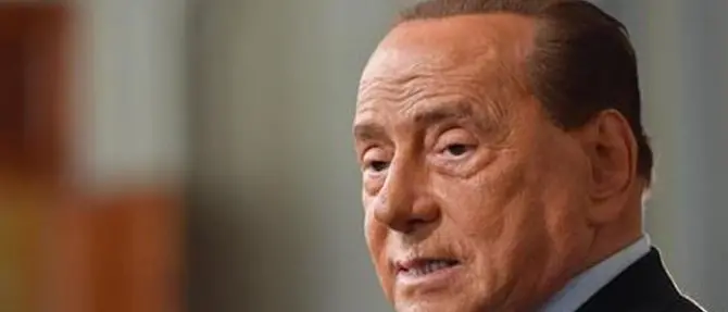 Berlusconi ancora positivo al Coronavirus: in isolamento, spossato e depresso
