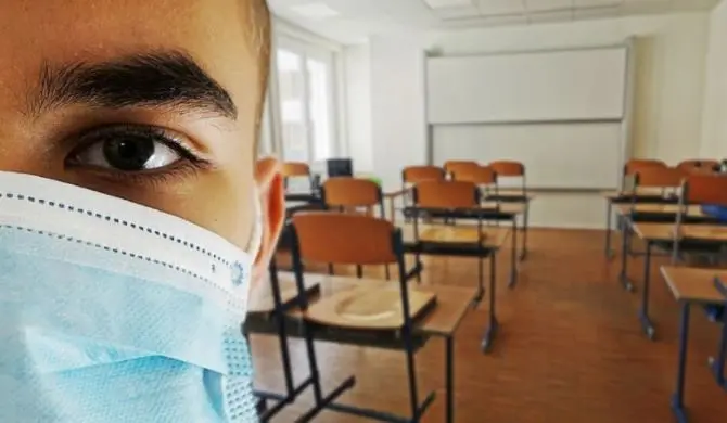 Scuola, in due settimane più di 500 casi Covid: istituti superiori i più colpiti