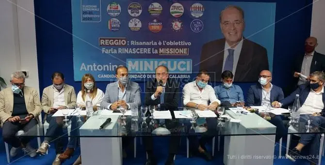 Ballottaggio a Reggio, Minicuci “apre” a Marcianò e pensa ad una delega per Klaus Davi
