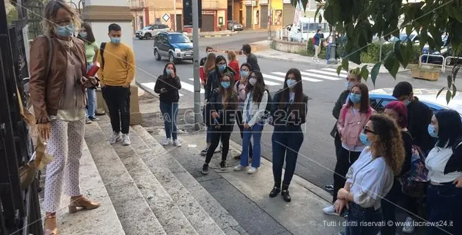 Scuola, oggi prima campanella a Castrovillari: «Parola d'ordine responsabilità»