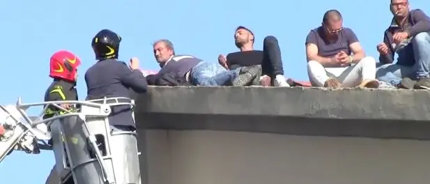 Corigliano-Rossano, stasera consiglio comunale: protestano operai del verde pubblico