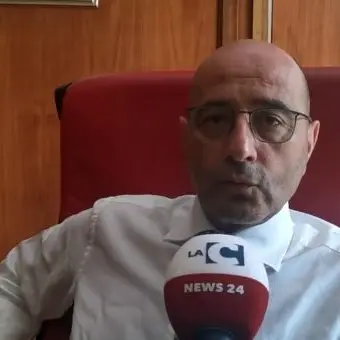 Corigliano Rossano, l’ex sindaco attacca: «Incarichi esterni illegittimi»