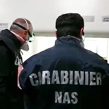 Formiche e sporcizia in ospedale a Napoli, 17 indagati al San Paolo