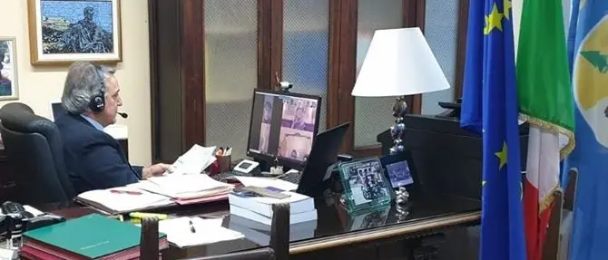 Caso positivo al liceo Telesio di Cosenza, il preside: «Basta fake news»