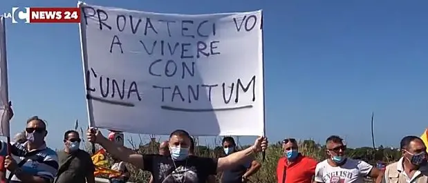 Protesta tirocinanti in Calabria: incontreranno il ministro Provenzano